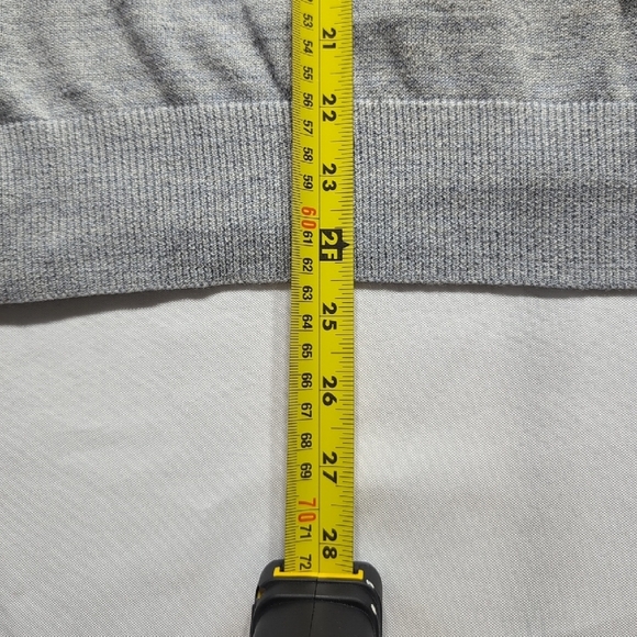 Colours Alexander Julian Gray V-Neck Sweater Knit Classic - Picture 4 of 7